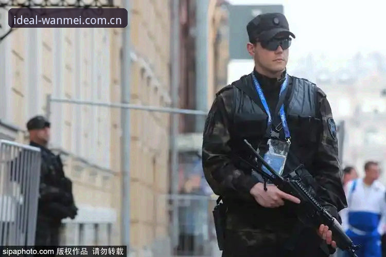 世界杯安保策略调整深度评测：从英警外派缩减看赛事保障新格局